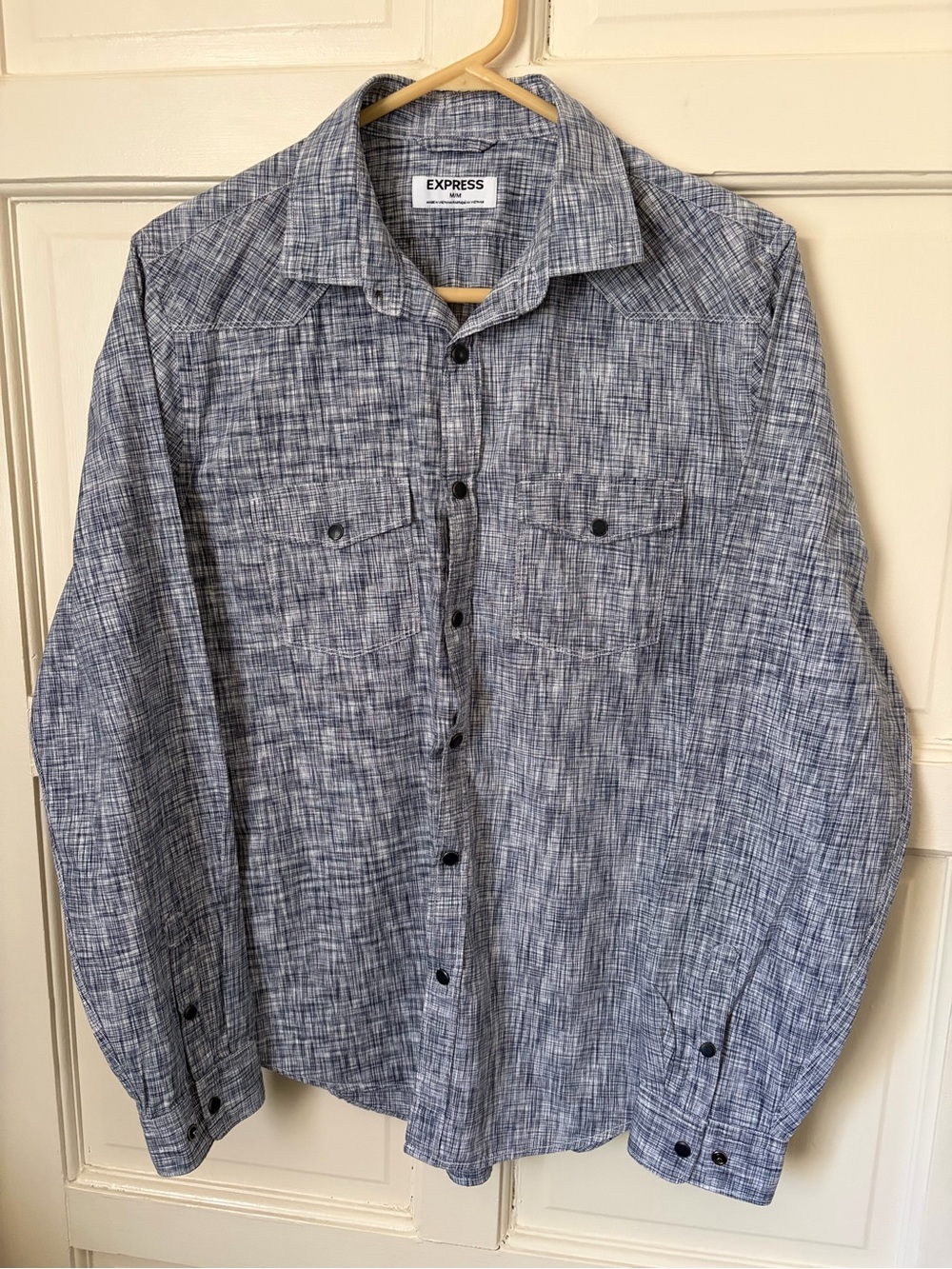 Express Men's Gray-Blue Textured Button-Down Shirt